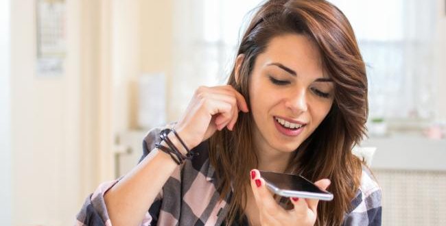 8a6d515d11cb3ac69e8ababe8a43deea 650x330 - Siri and Google Assistant voice apps offer wide array of uses