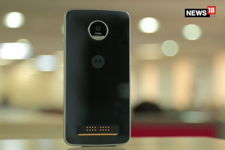 Motorola Moto, Moto Z Play, Moto Z Play Review, Moto Z Play full review, Moto Z Play flipkart, Moto Z Play specs, Moto Z Play price, Moto Z Play Moto Mods, smartphones, technology news