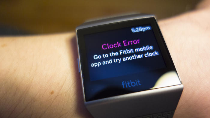 fitbit ionic clock error