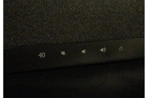 yamaha yas 207 touch controls 100745307 large 300x199 - yamaha-yas-207-touch-controls-100745307-large.jpg