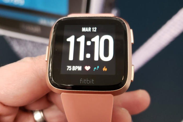 versa rose gold