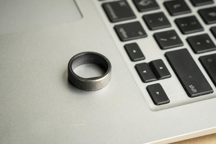 Motiv Ring