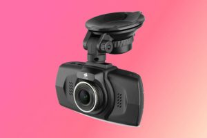 z edge z4 dash cam 100758301 large 300x200 - z-edge_z4_dash_cam-100758301-large.jpg